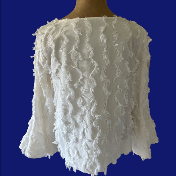 Fifteen Twenty All over Fringe top with Bell Sleeve White Small - Picture 3 of 13